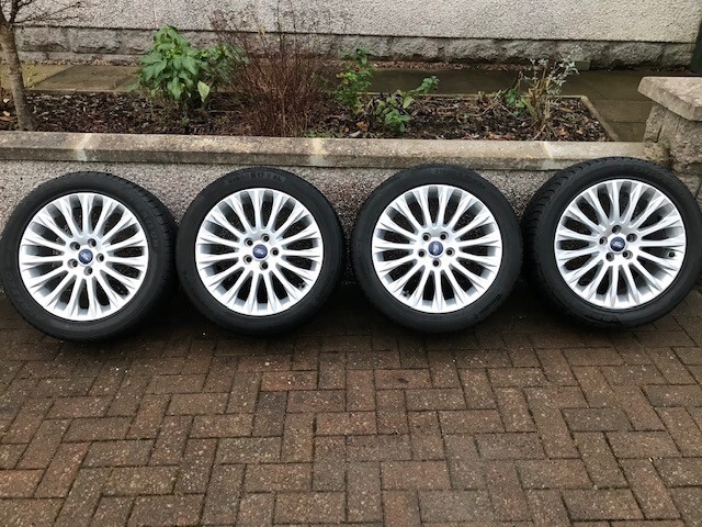 Ford centra r17