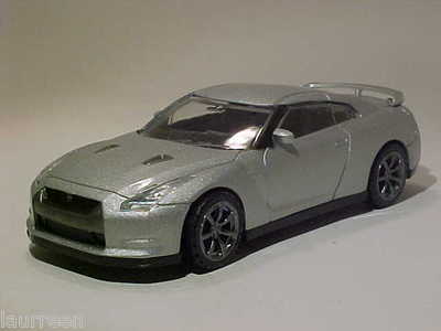 4 INCH Nissan GT-R 2011 Xinghui Auto Model Co Ltd 1/43