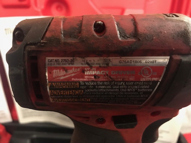 Milwaukee 2897-22 M18 18V Drill Set (2607-20 Hammer Drill/ 2753-20 Impact)