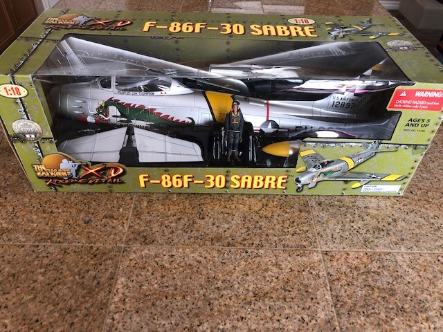 1:18 F-86F-30-SABRE Ultimate Soldier w/ Dragon art, 21st
