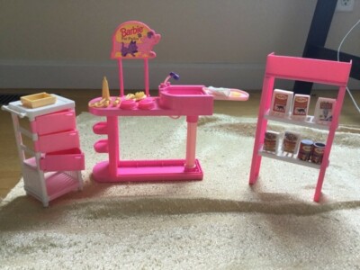 Vintage Barbie Pretty Pet Parlor So Much To Do 67161