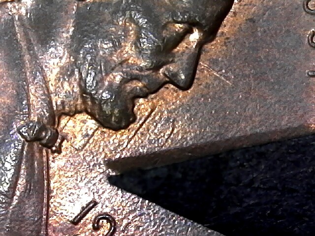 1988 LINCOLN PENNY ERROR ( DIE CLASH + BROAD STRUCK ) #67L