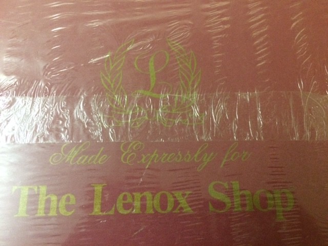 4 VINTAGE LENOX SHOP HOLLY BERRY HARD CORKBACK PLACEMATS NEW IN BOX