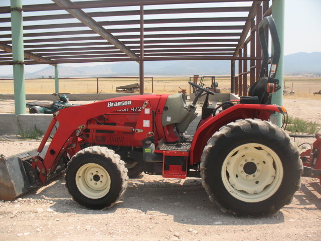 BRANSON 4720H 4WD FARM CONSTRUCTION TRACTOR LOADER 47hp DIESEL HYDROSTATIC 4X4