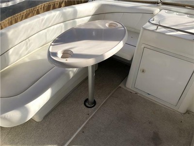 Larson 29’ Sunbridge cruiser