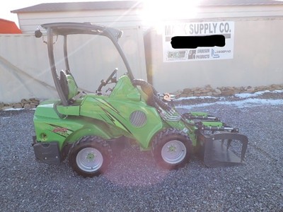 2016 Avant 420 Mini Articulating Wheel Loader Skid Steer Bobcat Kubota Diesel !!