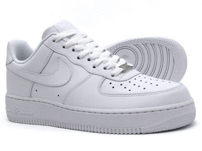 スニーカー Nike Air Force 1 Low '07 Retro Jewel Swoosh Triple White Nike Air Force 1 Low 07 Retro 'Color of the Month Jewel