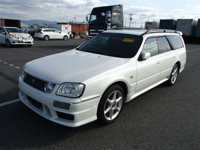 Nissan stagea skyline