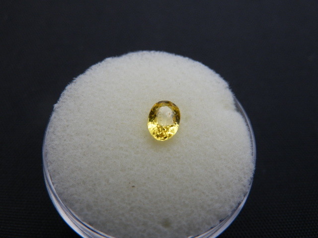 CANARY YELLOW SAPPHIRE