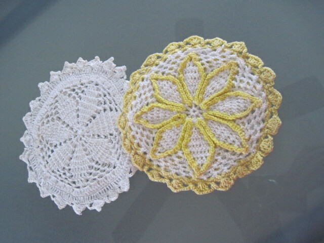Set of 3 Vintage Potholders Yellow & White Crocheted Approx.  6” Diameter.
