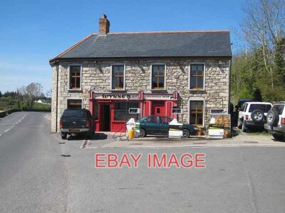 PHOTO  WYNNE'S MARKET BAR ON THE NORTHERN EDGE OF THE VILLAGE OF DRUMKEERAN. 200