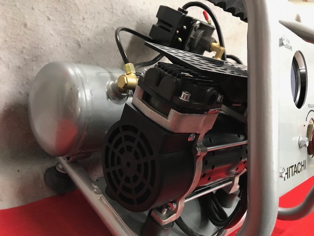 Hitachi EC28M Ultra Quiet Oil-Free Portable 1 gallon Air Compressor