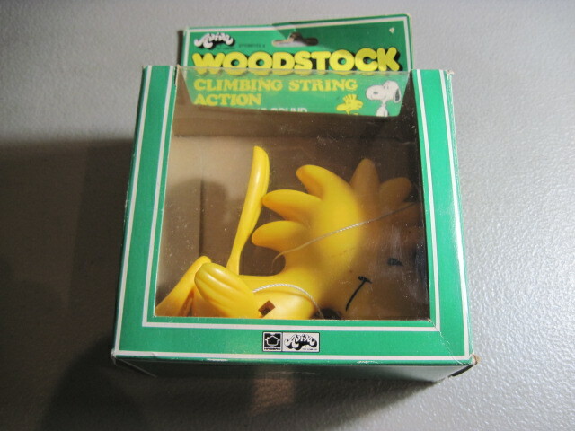 Vintage Peanuts Snoopy Woodstock Climbing String Toy Aviva