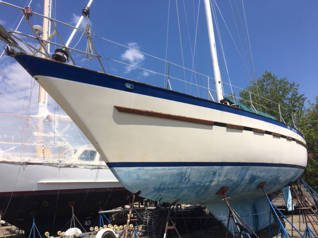 50' FD12 used sailboat Performance Cruising Sailboat. Fiberglass with teak below