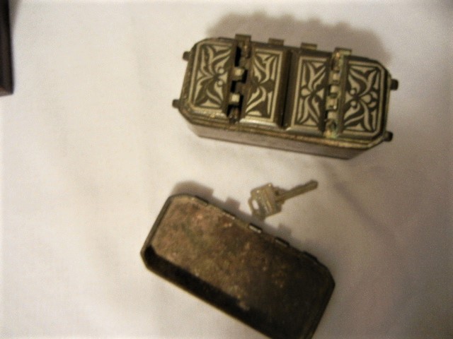 ANTIQUE 19th C BRONZE BETEL NUT COFFIN BOX DUTCH EAST INDIES INDONESIA MALAYSIA