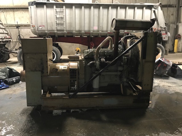 265 Kw 480 volt Generator with (New Detroit Diesel Motor) and New Age generator