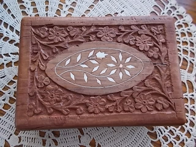 Vintage Hand Carved India Himalayan Wood Stationary Jewelry Trinket Tabacco Box