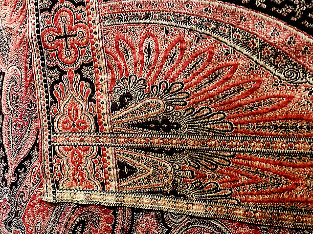 Fine Antique Paisley Piano throw or Shawl, 65