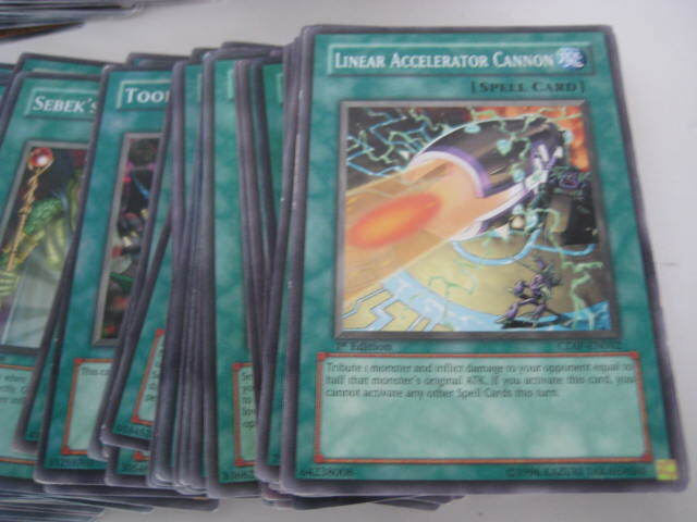 YUGIOH! 175 Cards LOT used