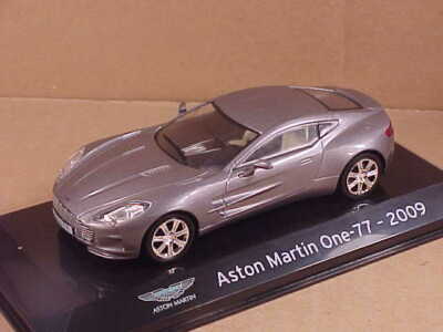 SALVAT SUPERCARS #SSC14 1/43 2009 Aston Martin One-77 Coupe, w/LHD, Silver Grey
