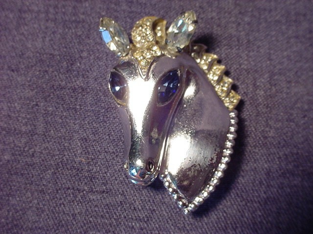 RARE 1943 CORO STERLING HORSE HEAD CHATELAINE & PIN / BROOCH SET