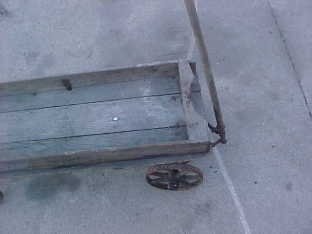 VINTAGE Patent date 1906 HONT WOOD COASTER WAGON NEWSPAPER HARVARD ILL ILLINOIS