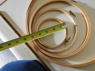 4 wood embroidery hoops, 12