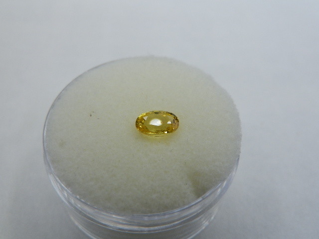 CANARY YELLOW SAPPHIRE