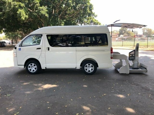 Toyota hiace kdh206
