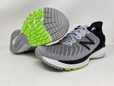 

Мужские кроссовки New Balance 860 v11, белый/черный, 7 B(N) США, White/black
