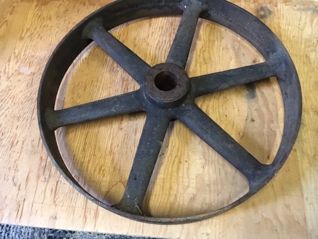 antique CAST IRON FLAT BELT PULLEY 2x16