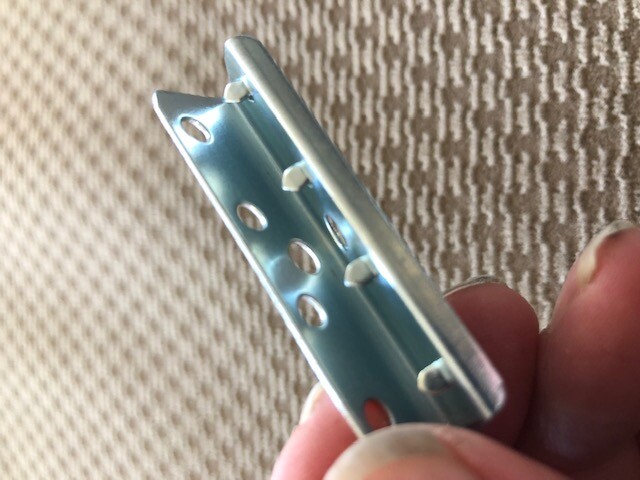 Pirelli Webbing Clips 2