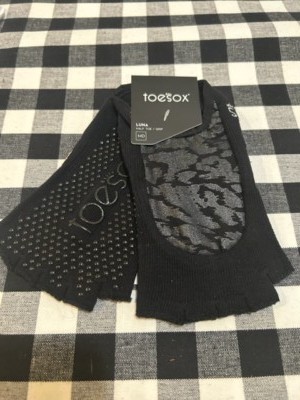 TOESOX - HUGE VARIETY - Half Toe Grip Socks Non slip Toe Socks many sizes NEW