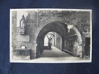 +''0296''   CPA 46  ROCAMADOUR LE PORCHE ET LE COFFRE AU VERROU LEGENDAIRE