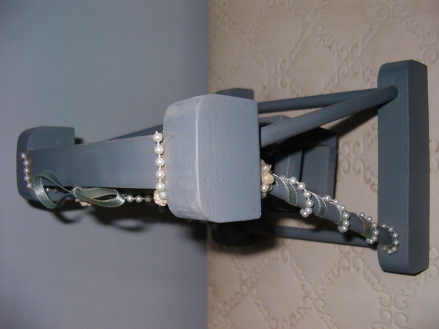 VINTAGE DOLL SIZE WOOD PORCH SWING ABOUT 9