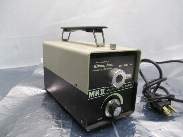 NIKON MKII Fiber Optic Light Source Illuminator,3 Amp,150 Watts,115v 60Hz 3 Amp