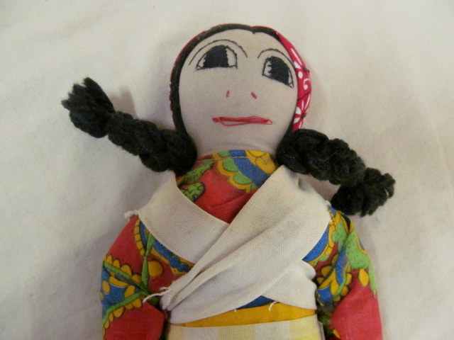 Vintage Handmade Native American Indian/w Baby Cloth Doll With Beaded Moccasins