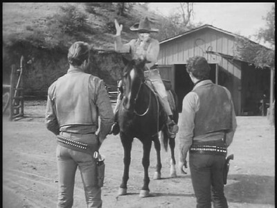 A SOUND OF BELLS FROM LARAMIE.4 B/W 4 X 6 PHOTOS.ROBERT FULLER.#PDVD-2206.