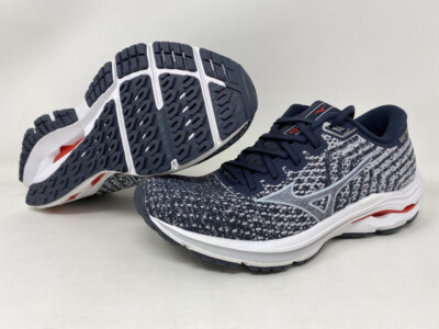 Женские беговые кроссовки Mizuno Wave Inspire 17, тушь, 8 B, средний размер, США