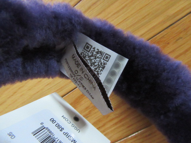 UGG AUSTRALIA PURPLE SHEARLING EARMUFFS LARGE UGG BUTTON, NWT, ONE SIZE