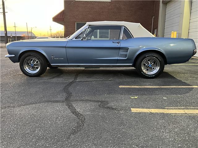 1967 Ford Mustang convertible Brittany blue fully loaded