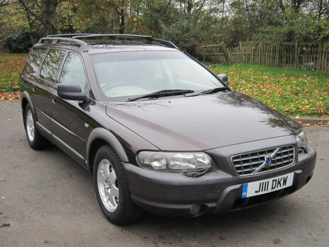 Volvo v70 cross country