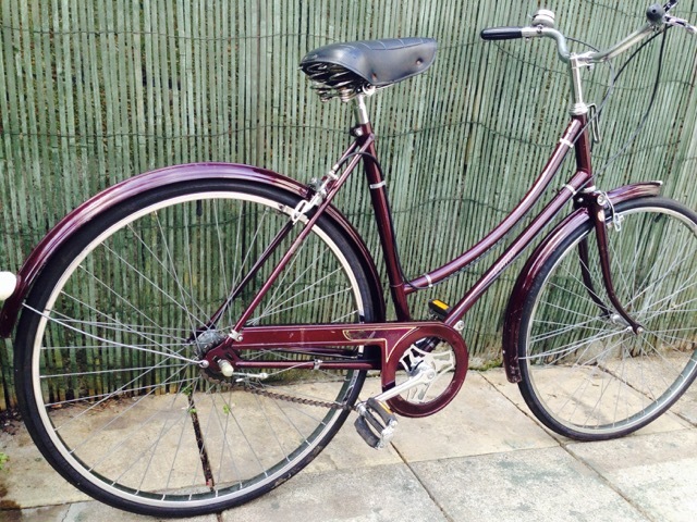 Vintage Lady Raleigh Cameo Bicycle Great Condition Awesome Burgundy ... - $ 86