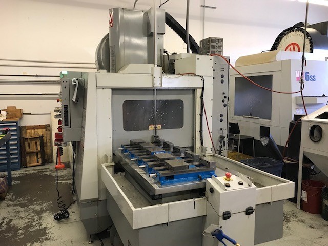 2009 HAAS VF4SS APC VMC, 4th Axis Drive,Chip Auger, P-Cool, Expanded Memory 16MB