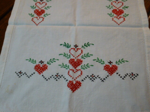 Vintage Hand Embroidered Cotton Table Runner Dresser Scarf Cross Stitch Hearts