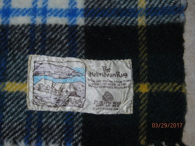 VINTAGE HEBRIDEAN PURE NEW WOOL BLANKET 59X49