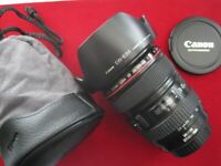 Canon 24-105 f4 L IS USM Lens with case & 77mm Hoya UV(C) Filter