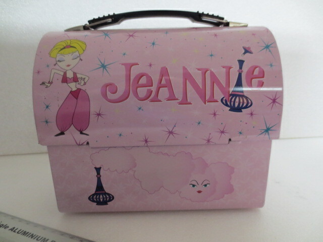 I Dream of Jeannie Tin Lunch Box 8” Wide x 7-1/2” Inches Tall VANDOR 2000
