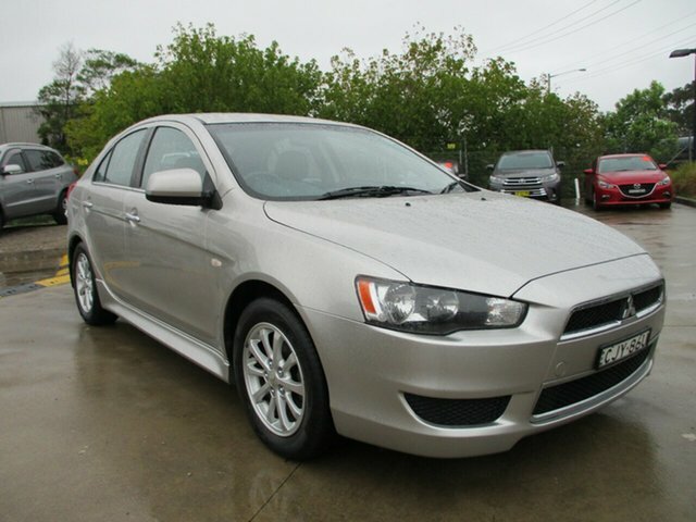 Mitsubishi lancer lx