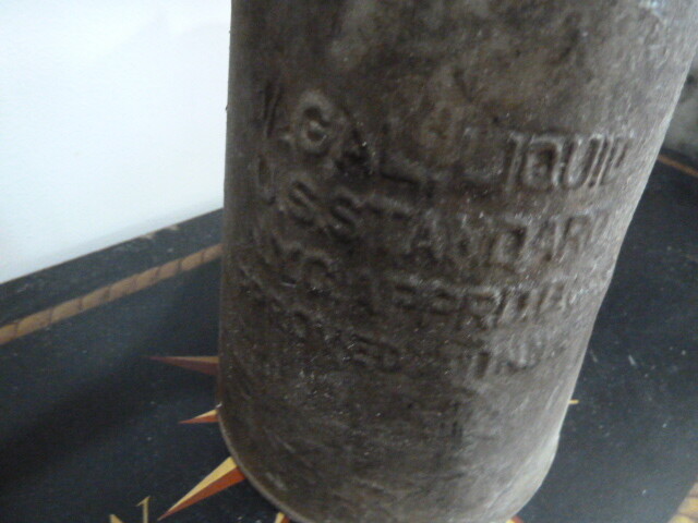 VINTAGE MOTOR OIL US STANDARD POUR CAN